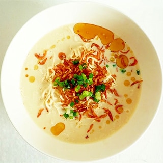 鹹豆漿風　豆腐干絲の豆乳スープ